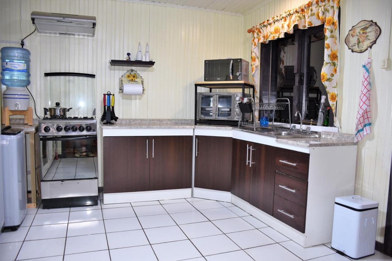 La Casita Amarilla Holiday home *